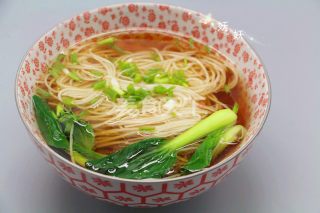 ：从面食情结到肉食偏良好之转变的文化底蕴与生理状况阐释