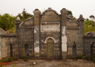 墓地风水对女性后代有怎样的影响呢？