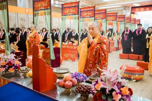 二、 传统供佛仪轨概述