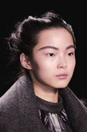 一、 古人称眉为“七情之虹”的文化解读