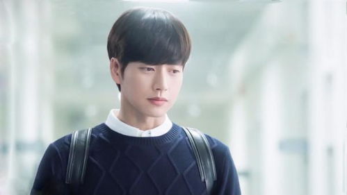 朴海镇八字和妻子照片分别是什么？