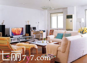 客厅大门对角线位置：家的“财库”