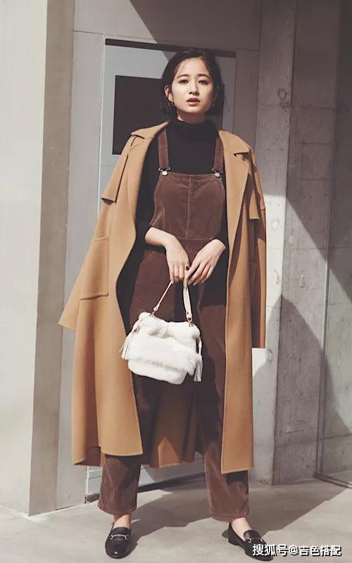 今天适合穿甘草黄色吗？黄色五行穿搭如何搭配？