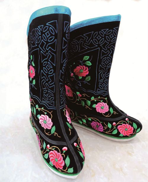 脚下的神器：蒙古靴