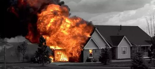 我为什么会梦见失火救火，却堪到浓浓的烟雾呢？