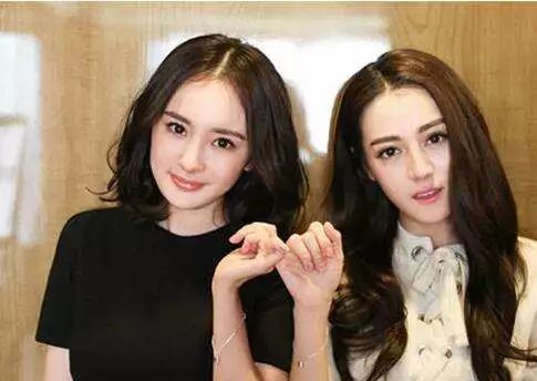 1.2 美貌与公众形象之双沉重标识