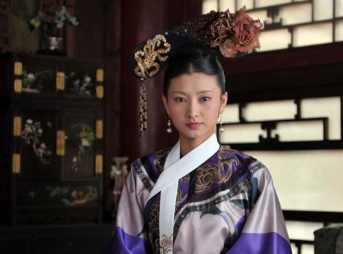 2. 额头与发际线：母仪天下的智慧