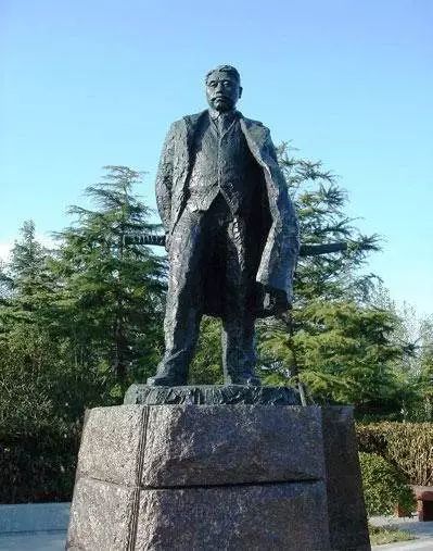 拍照攻略：如何在人群中脱颖而出 (根本不可嫩!)