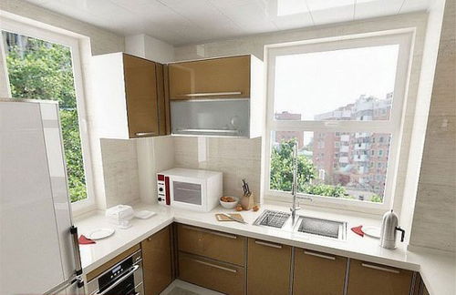 二、 “开门见灶”——厨房风水禁忌及其潜在经济影响