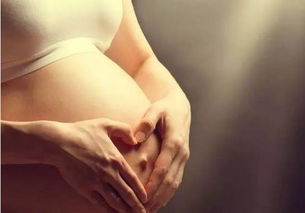 二、  肩部形态：承载心胸与运势的基石