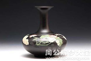 2. 花瓶内插鲜花之吉凶判定