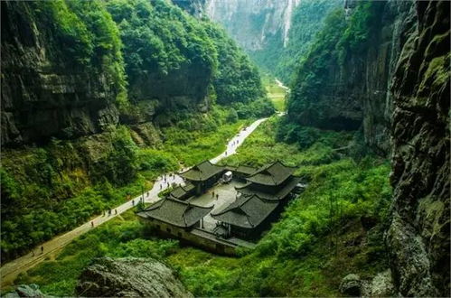 峡谷奇观：黔江段的震撼， 比三峡更原始，但更需智慧游玩