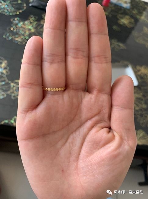 手相分析：新派案例图解，如何解读真实手相案例？