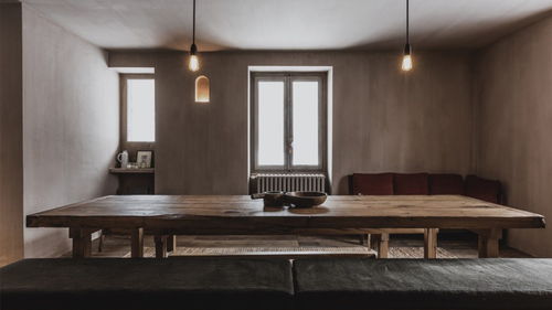 二、 船舱家具的风水布局及其对居住者运势的影响