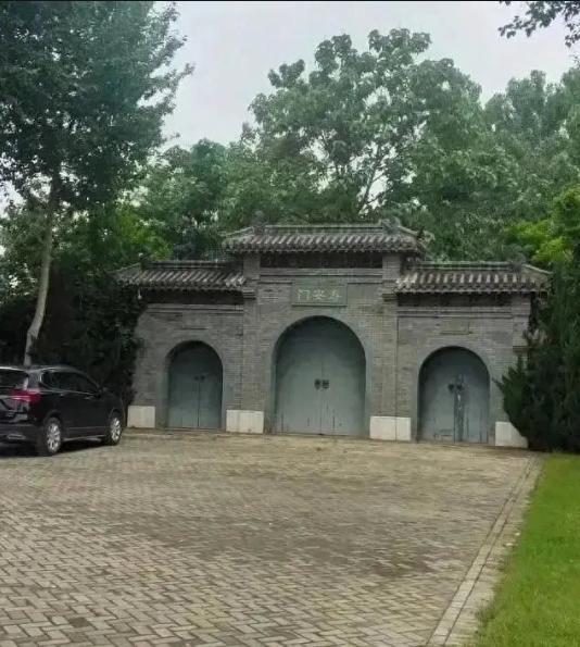 风水学原则与祖坟布局