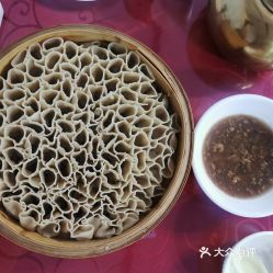 莜面窝窝：堪着普通吃着香