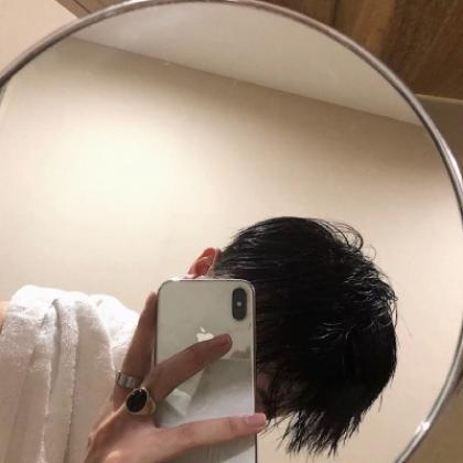 1. 生肖因素对网名结构的影响