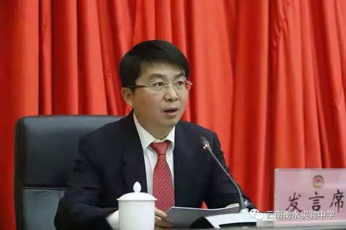 一、  更：从学术精英到传统方式文化底蕴践行者