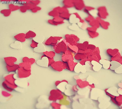 丙申日柱男命配偶，丙申日柱男性是否容易花心？