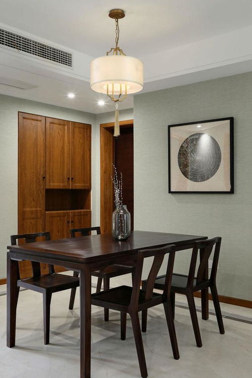 现代餐厅餐桌的风水讲究有哪些注意事项？