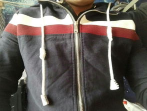 男士穿什么颜色衣服在周二能显得更白皙？