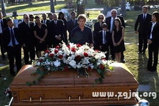 梦见家里举办葬礼预示着什么？有什么特殊含义吗？