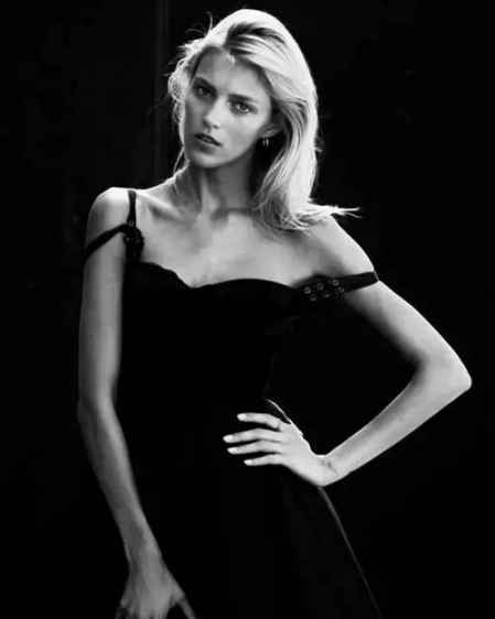 喜欢黑色的女性性格特点是什么？黑色是否掩盖了她的真实性格？