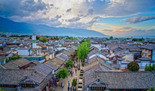 第二站：甘肃敦煌——沙漠里头的极致孤独美学