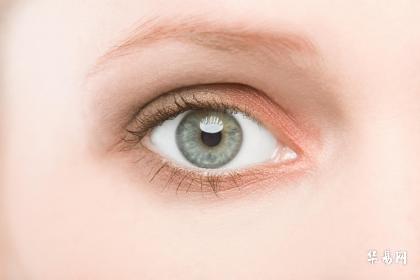 二、 传统文化视域下的右眼皮跳动象征