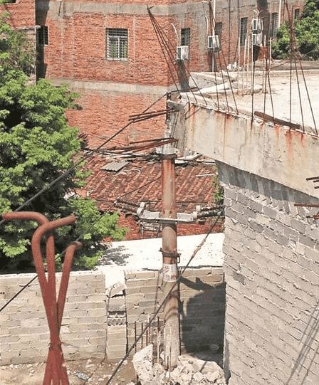 2. 高压线、 道路冲撞及尖角煞气