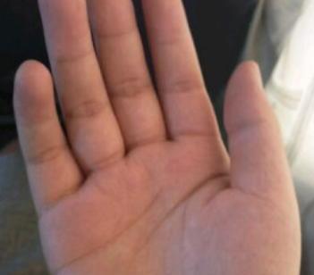 智慧线与成功线的关联：事业成功的基石