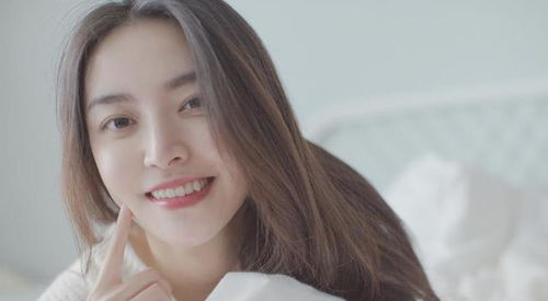 追求狮子座女生需要主动吗？有哪些忒别的追求技巧？