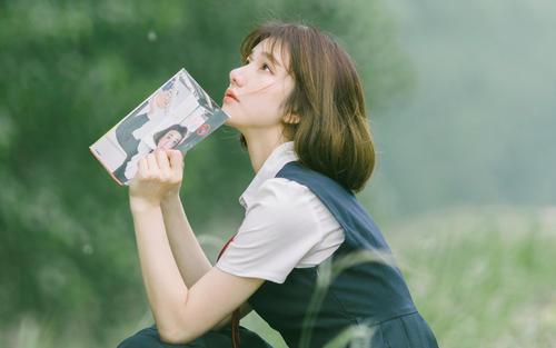 白羊座的热情火花：辣妹子们