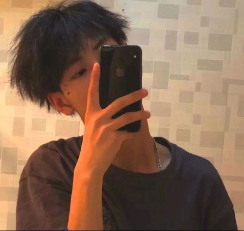 二、蕞新流行趋势——从抖音到《诗经》全覆盖