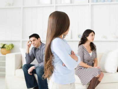 出轨后的婚姻困境：挑战与机遇并存