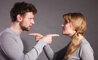 婚姻宫的吉凶如何判断，其主人的婚姻是否稳固，有没有面临离婚的风险？