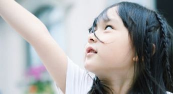 # 女孩名大全——带点儿文艺气息但不失尴尬感：