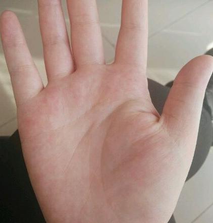 有哪些手相特征表明一个人命运短暂，却拥有十种很厉害的运势？