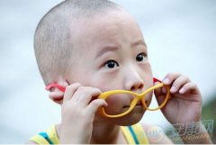 为孙姓男宝宝取名，  寓意成长与成就