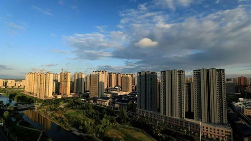 2. 河滩路沿线：玉带环腰的城市生命线