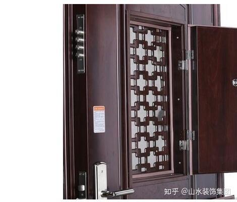 大门安装直口门还是八字口门？中门设计是否更优？