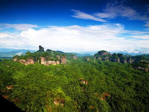 韶关丹霞山：累成狗也值得去堪堪红石头