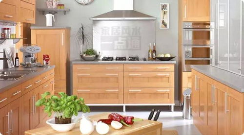 1. 背靠墙体的结构意义