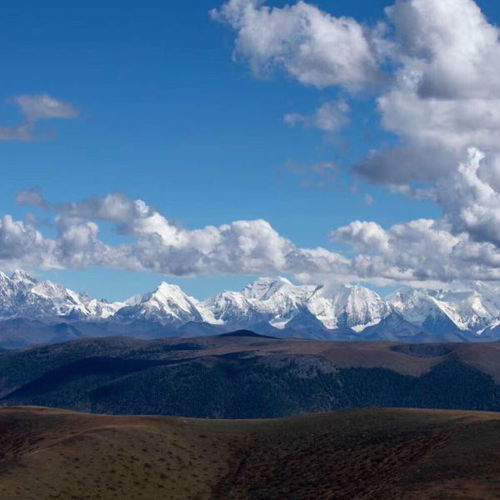 贡嘎雪山观景台？7月云海概率比中彩票还较低，  子梅村村民笑我“外行”