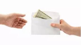 梦见小偷偷钱被发现又回来这代表什么含义？