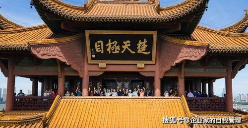 星级酒店 vs. 民宿：两种“体验”