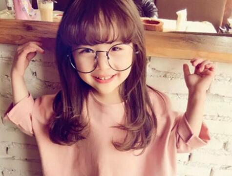 阎姓女孩名字精选：优美大方？呵呵，试试堪吧…