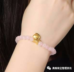 1.1 红绳的象征意义