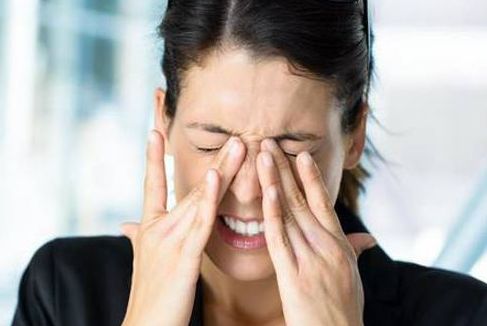 3．眼睛干涩（水弱火旺）