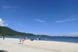 1. 选择正规的旅行社